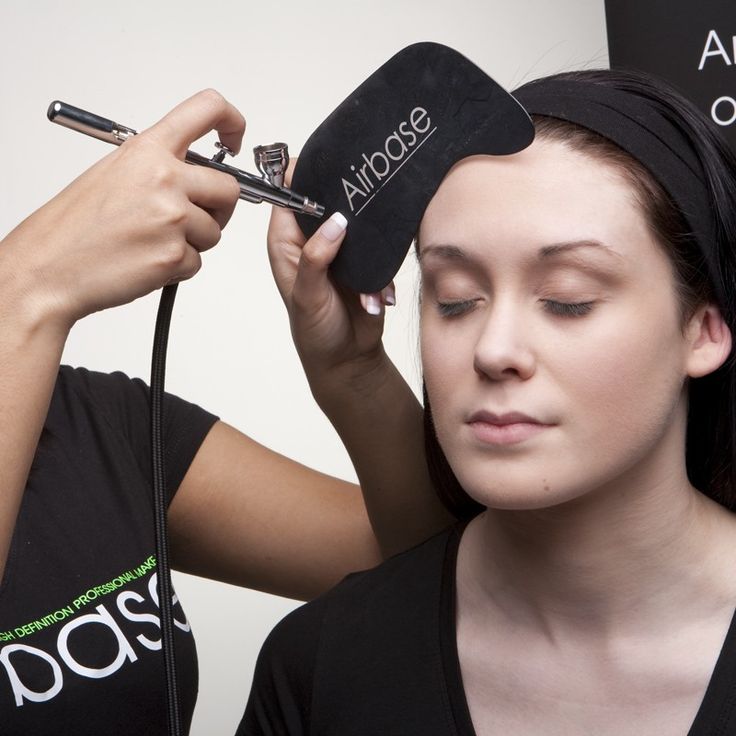 Airbrush and Advanced Makeup Training KM Orgatonics Academy