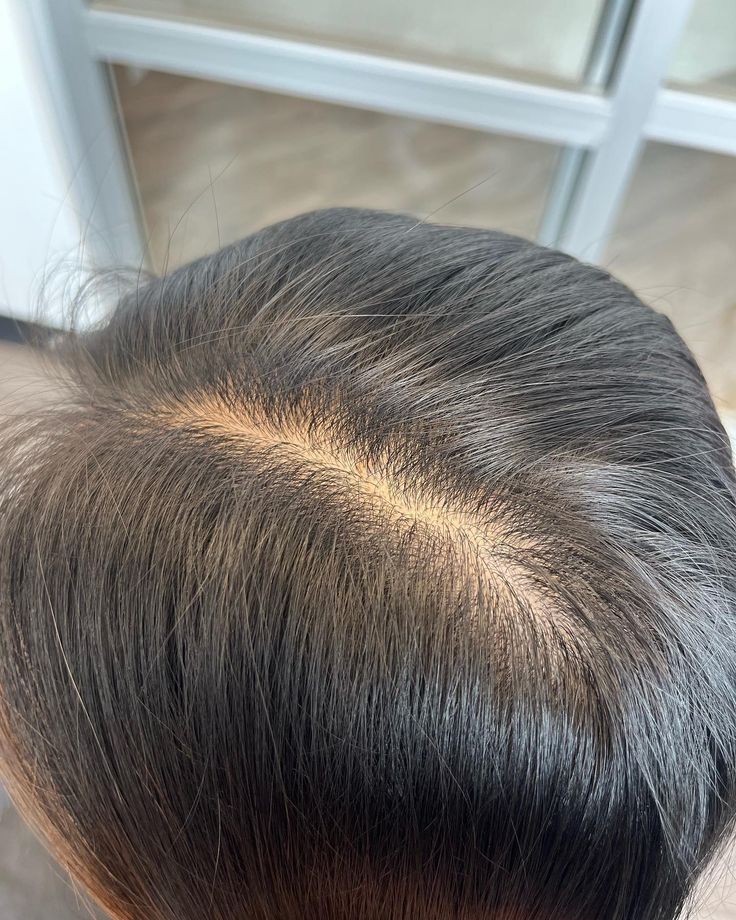 Scalp Detox & Refresh at KM Orgatonics
